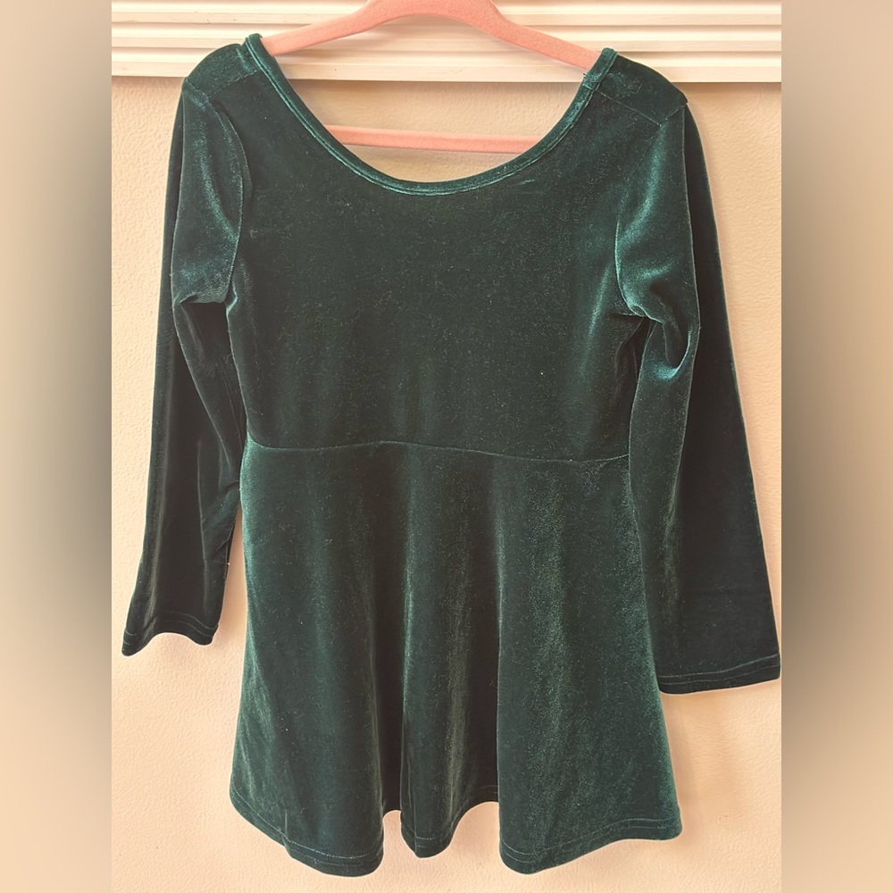 NWOT The Children’s Place Velvet Dress